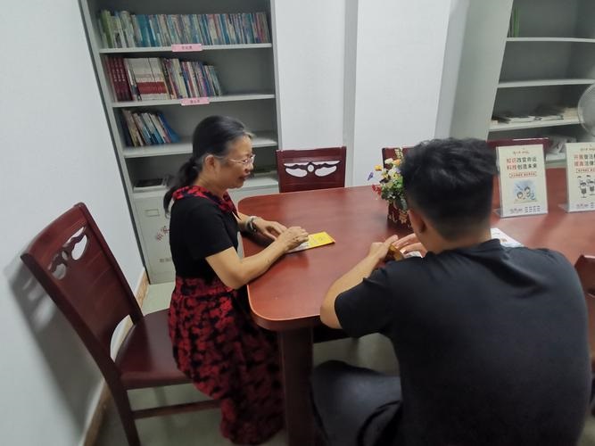 走进实验室之前：上海专家疾呼，亲子鉴定更需“心理鉴定”？